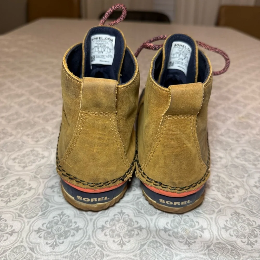 Sorel Women's Out N About Leather Waterproof Duck Boot Tan Brown Sz 7